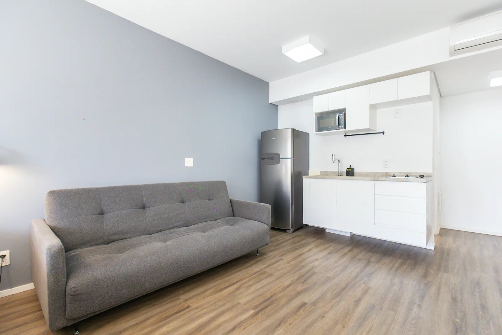 Setin Downtown Genebra — Studio