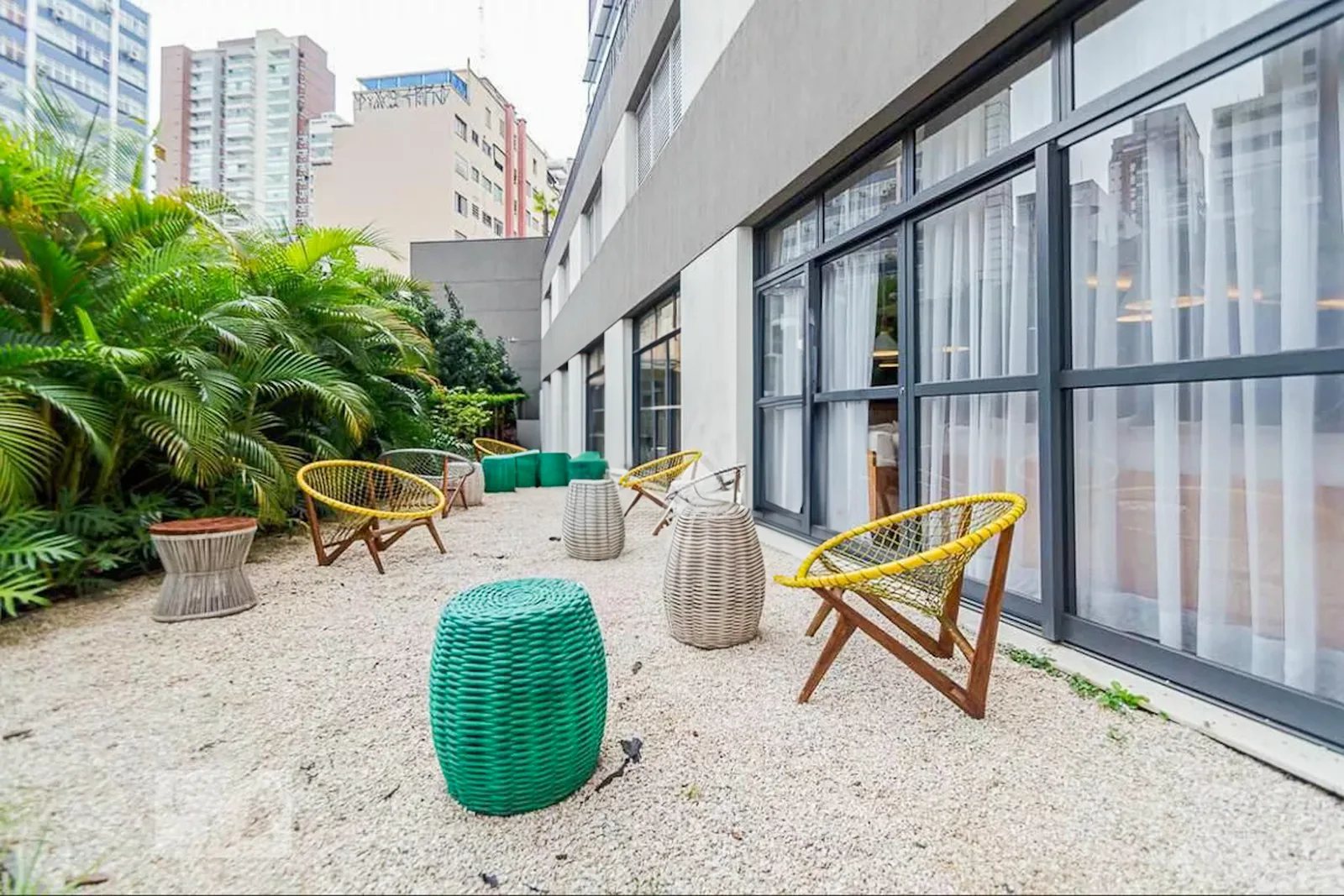 Setin Downtown Genebra — Ar Livre
