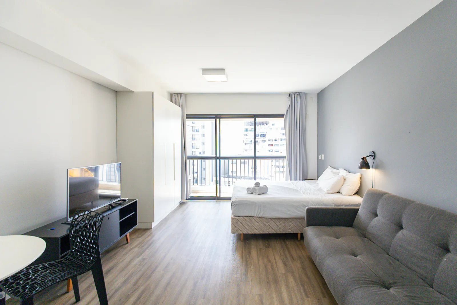 Setin Downtown Genebra — Studio