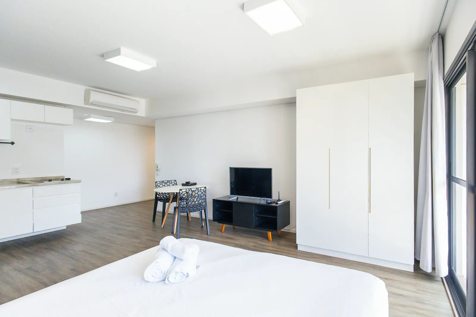 Setin Downtown Genebra — Studio