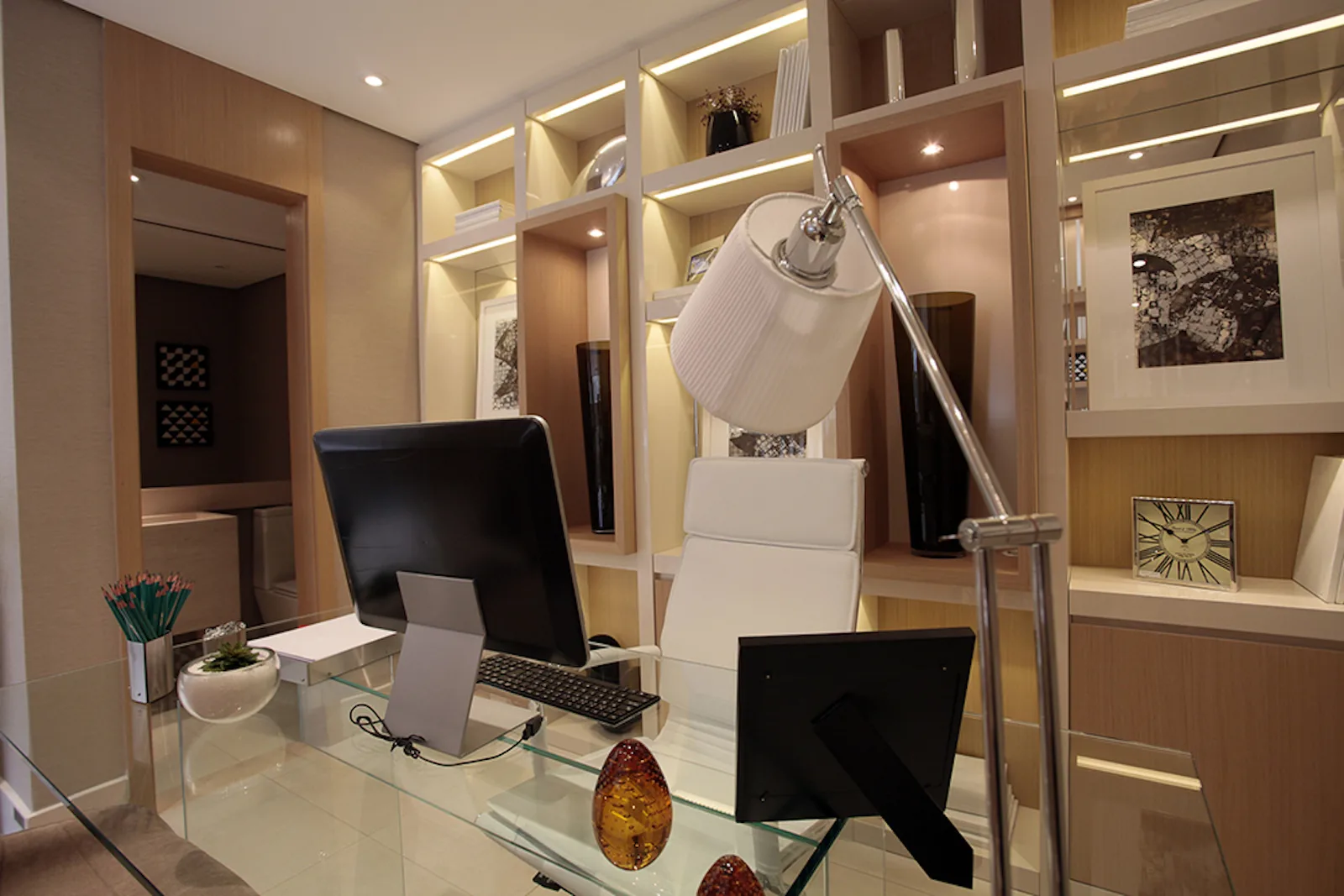 Converge Boulevard Office Mall — Decorado 60m2
