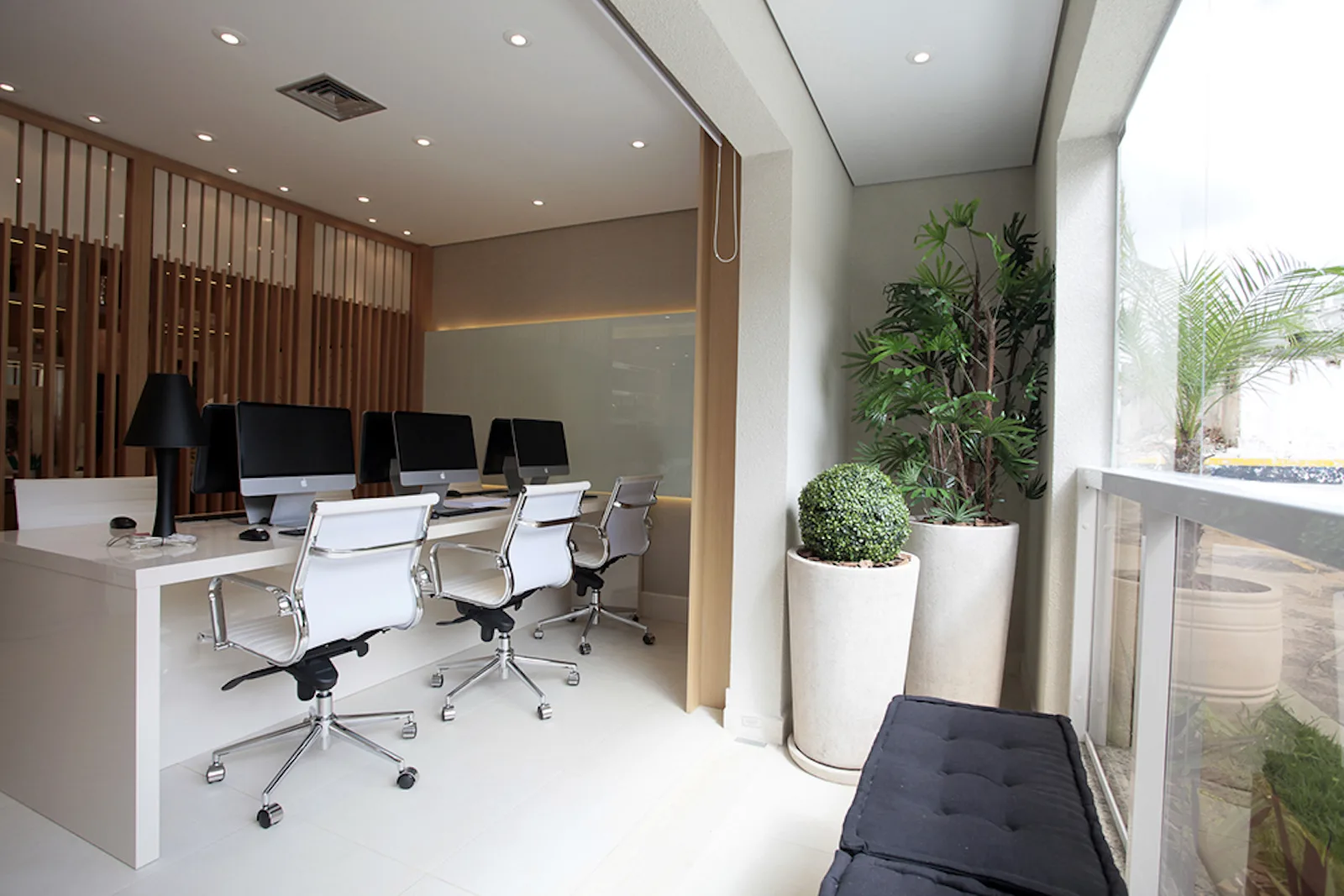 Converge Boulevard Office Mall — Decorado 60m2