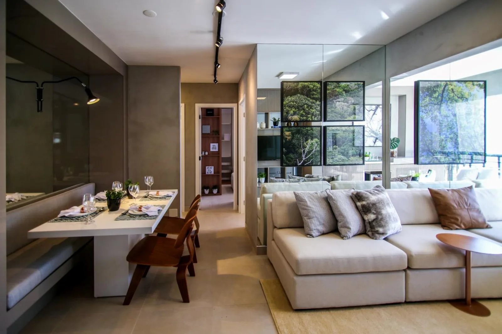 Ext Praça Morumbi — Living