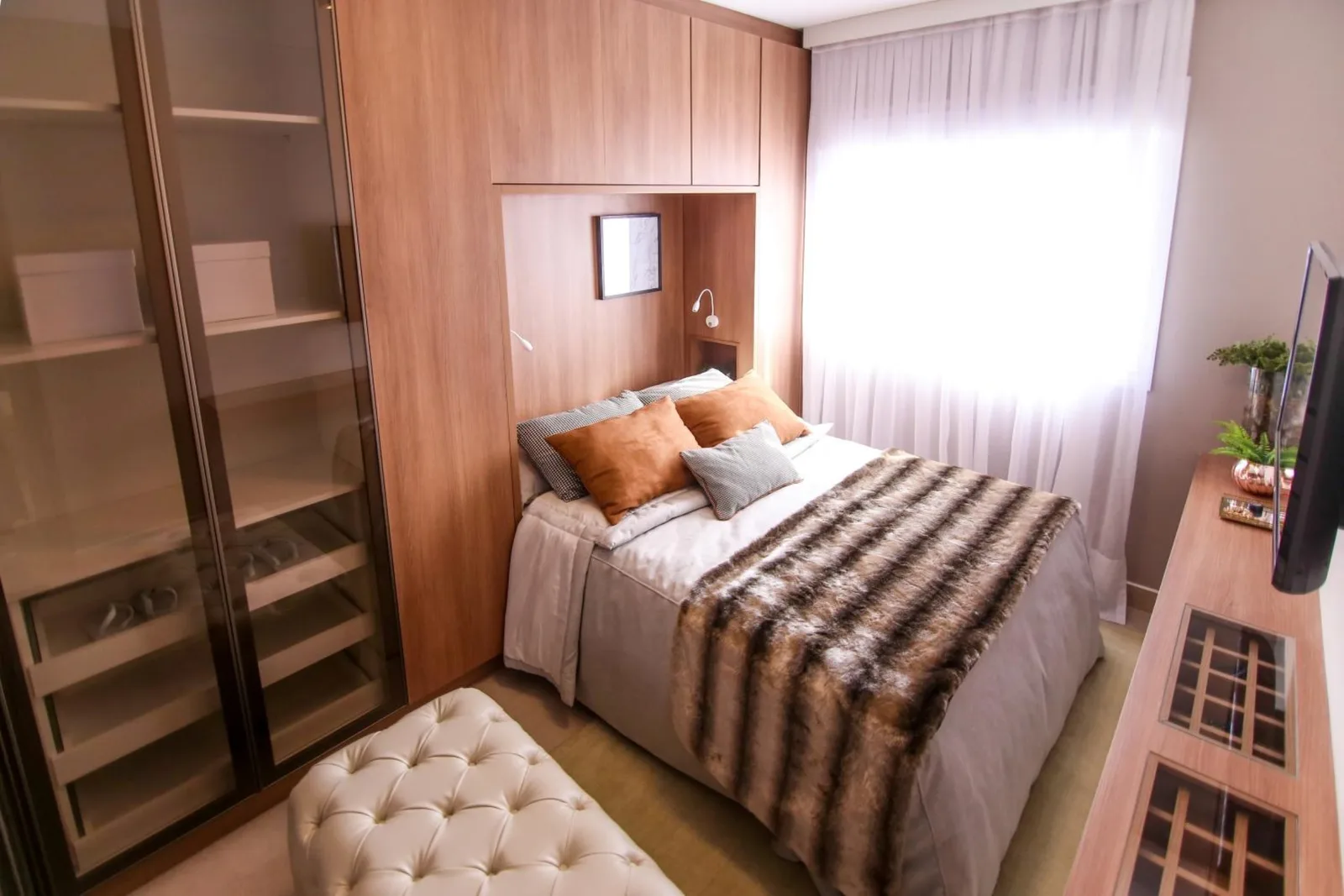 Ext Praça Morumbi — Suite