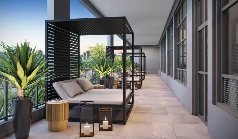 Haute Brooklin by EZ — Lounge
