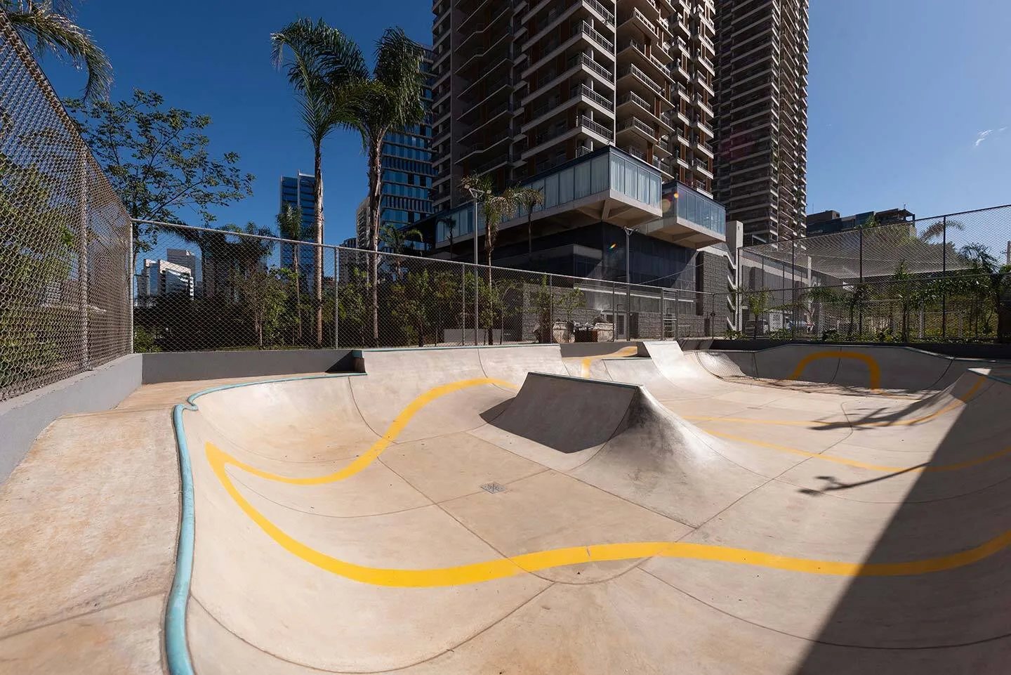 O Parque Folhagem — Pista de skate