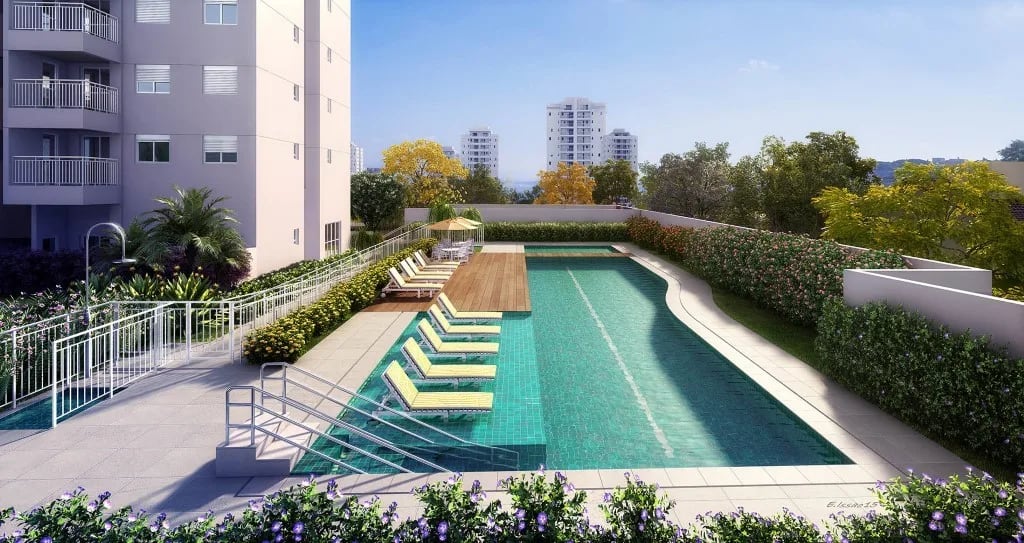 Attuale — Piscina