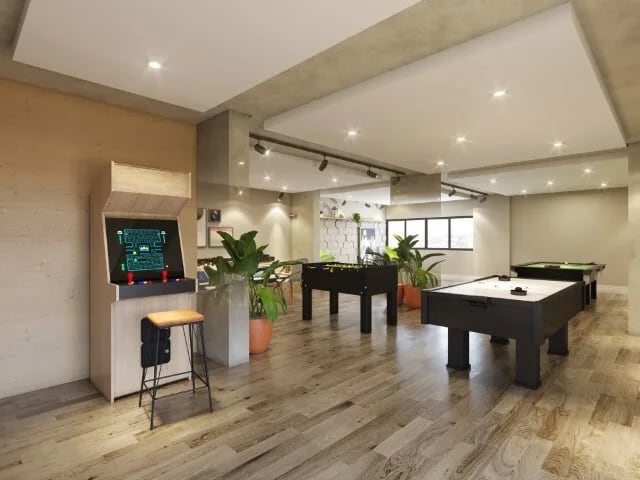 Vert MBigucci — Sala de jogos