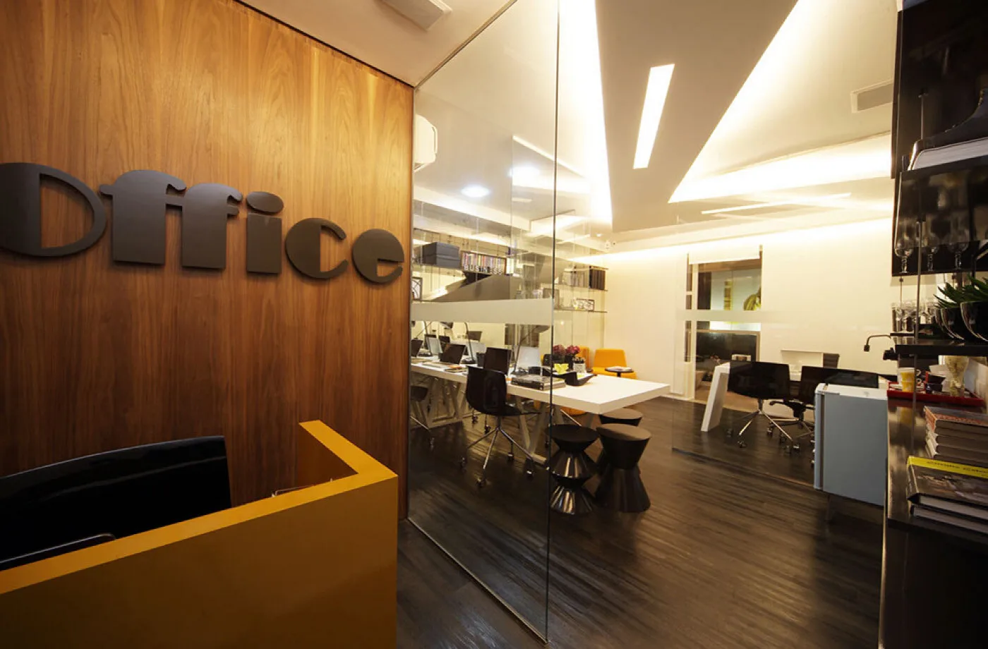 Setin Midtown Pacaembu Office — Sala