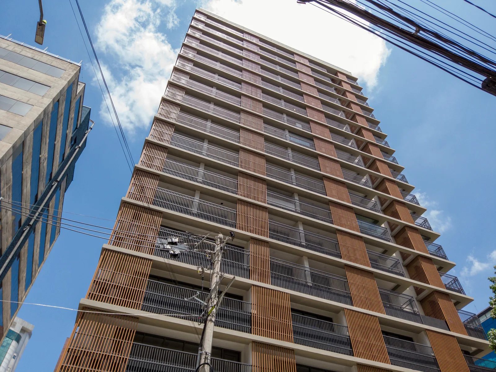 H.Paulista - Residencial — Fachada