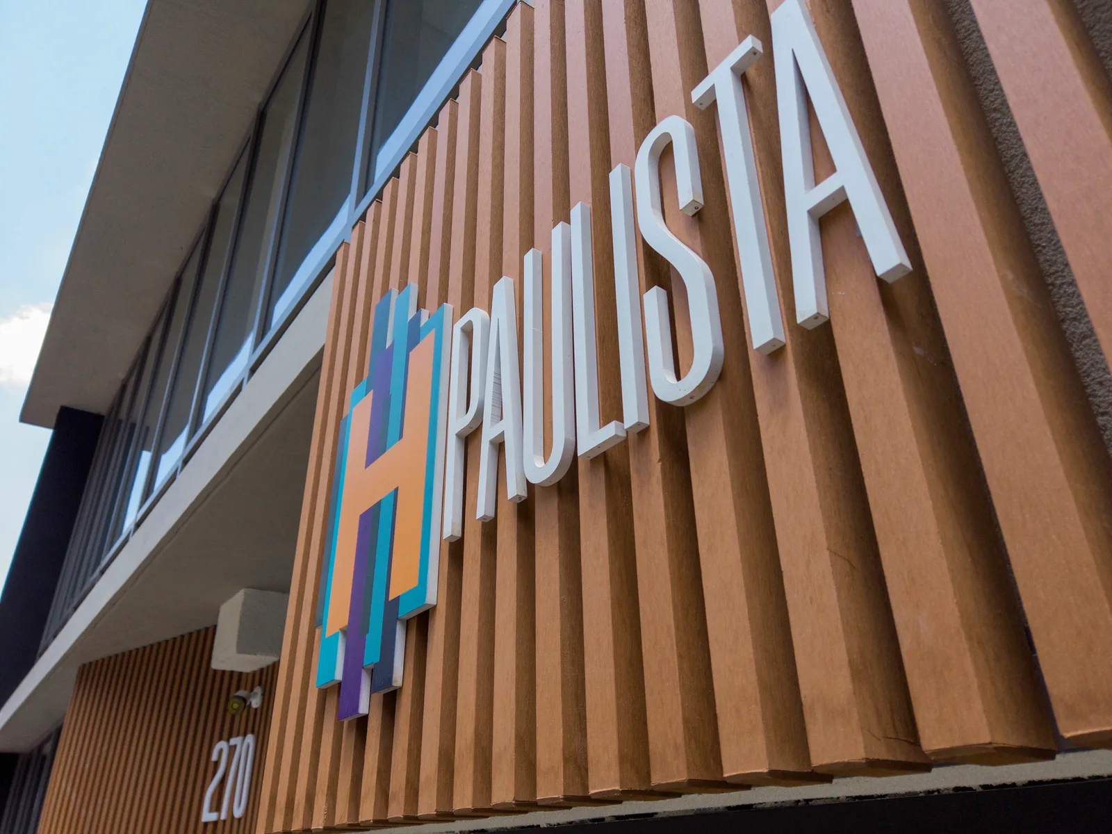 H.Paulista - Residencial — Fachada