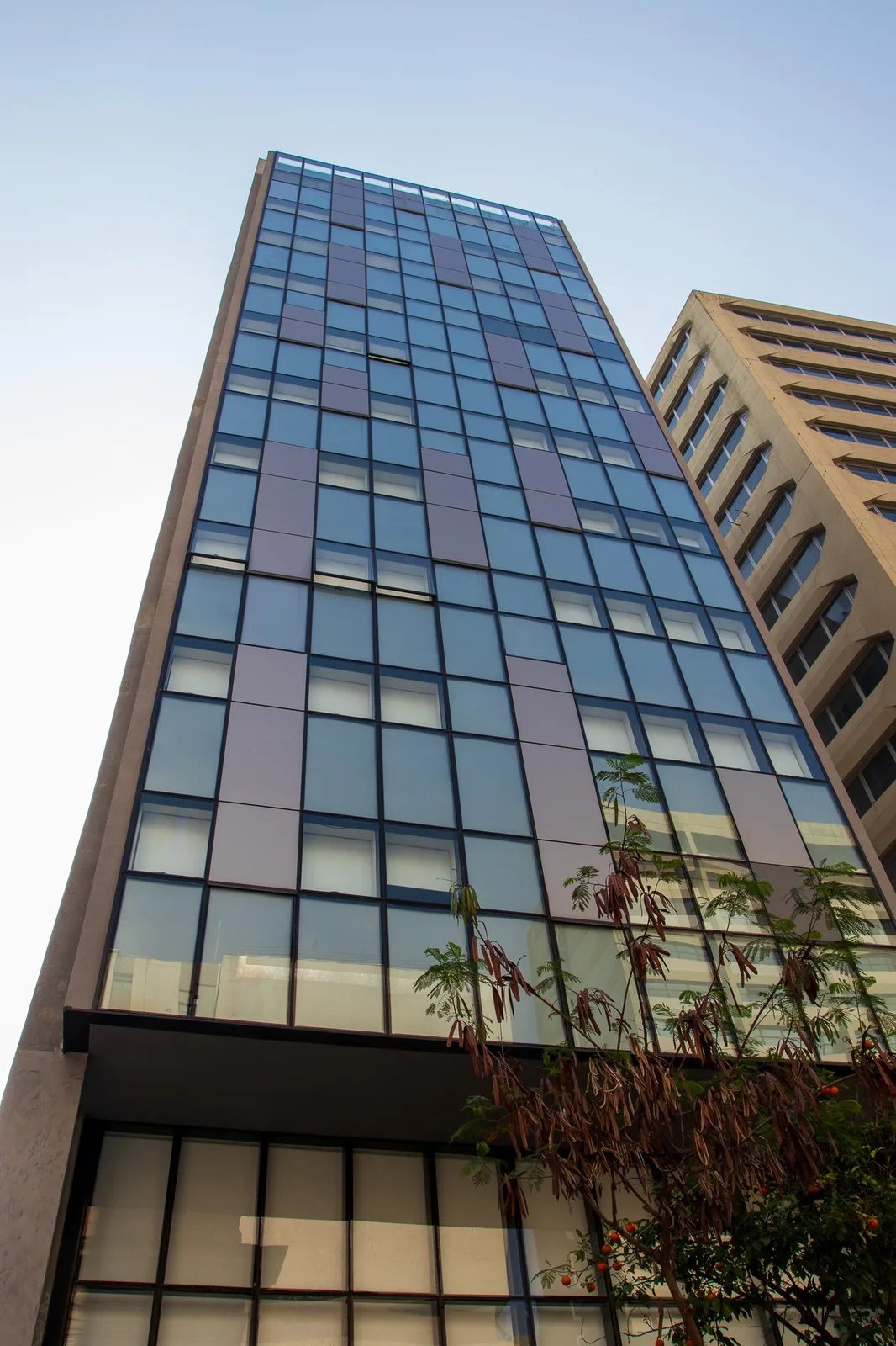Housi Paulista — Fachada