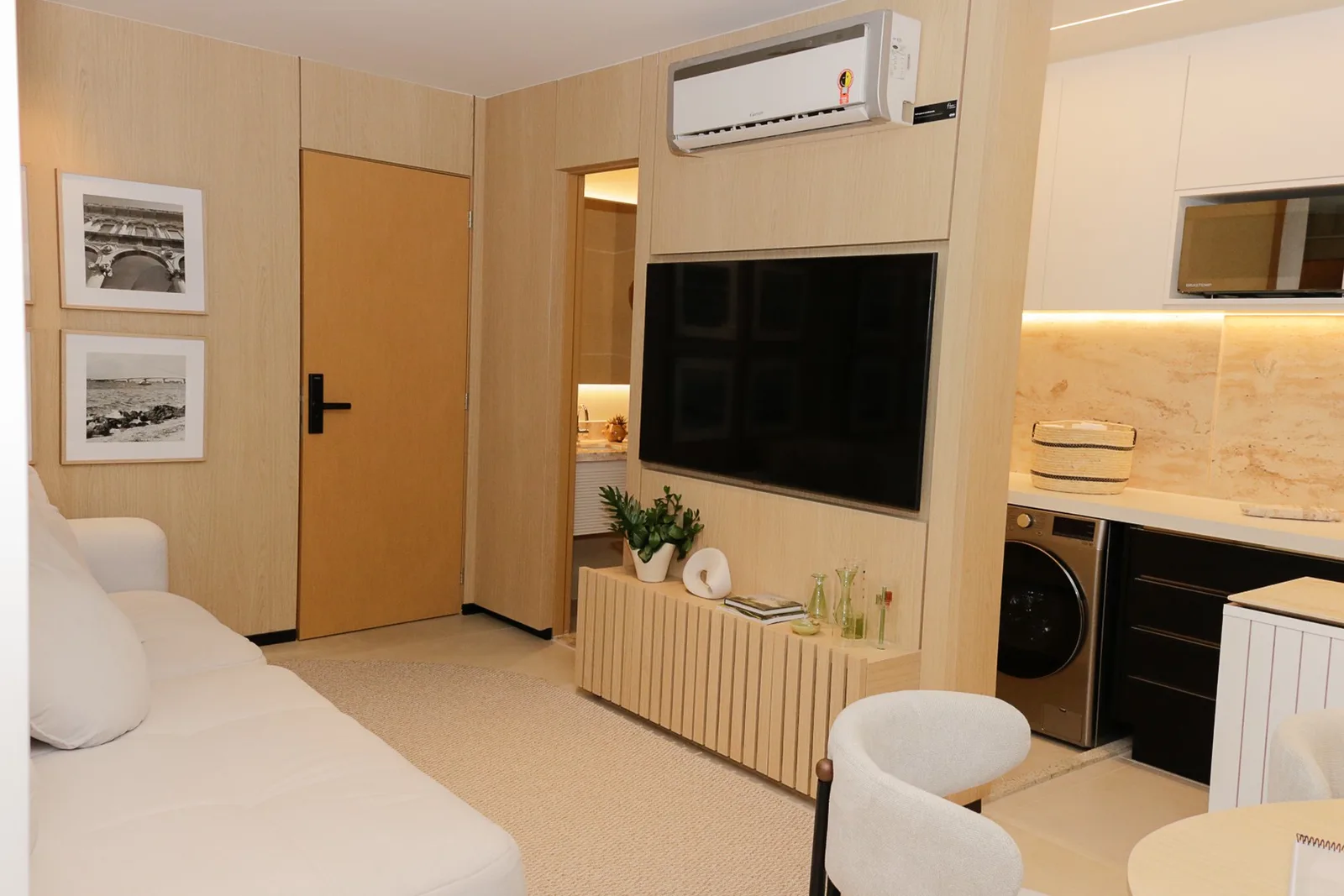 Passos Flamboyant — 054 living