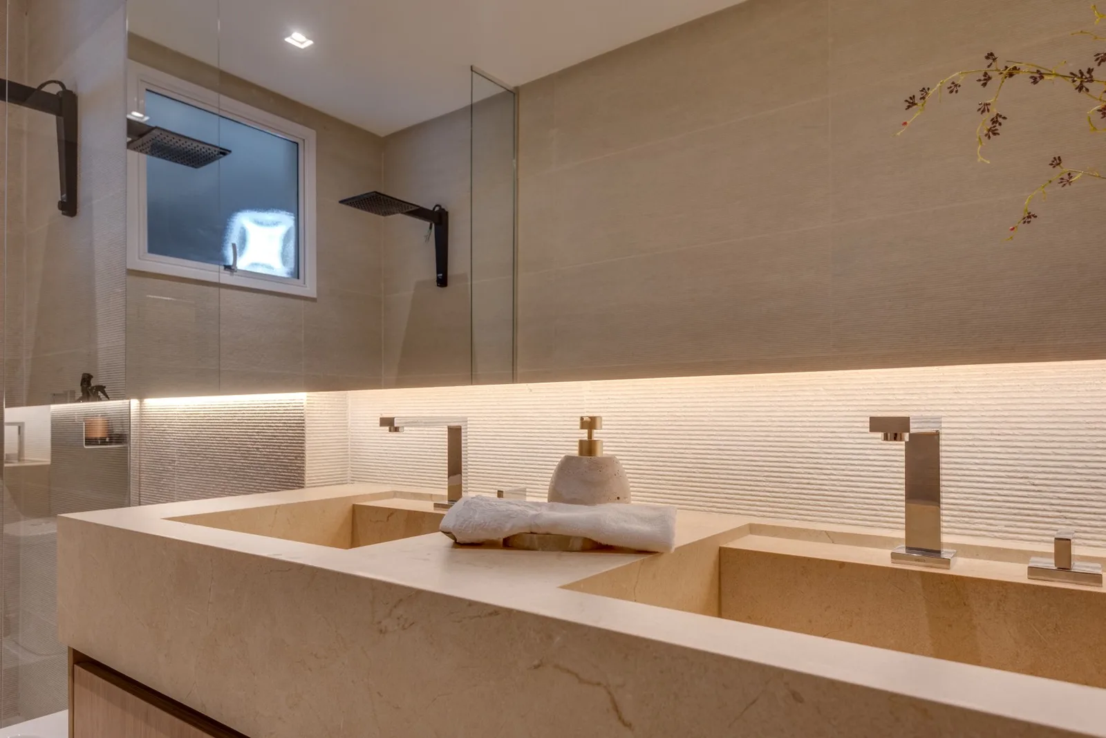 Le Blu Consciente — 104 banheiro