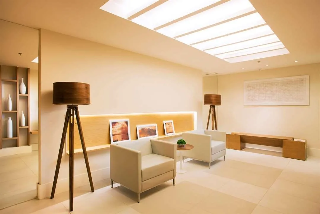 DHC Offices — Hall