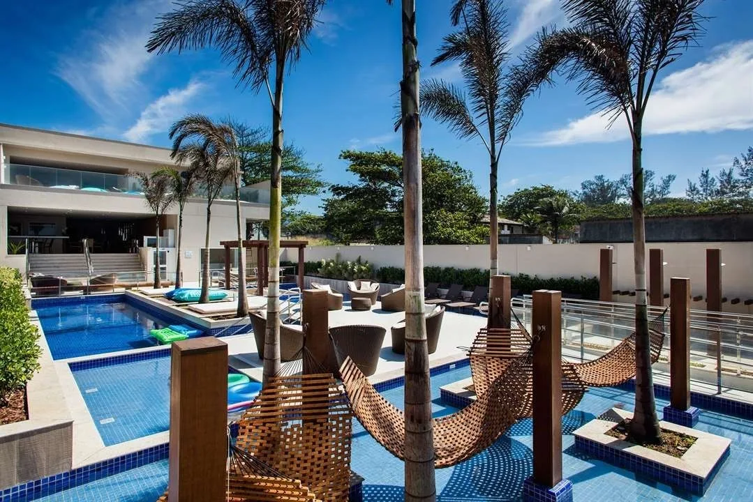 Ocean Pontal Residence — Piscina