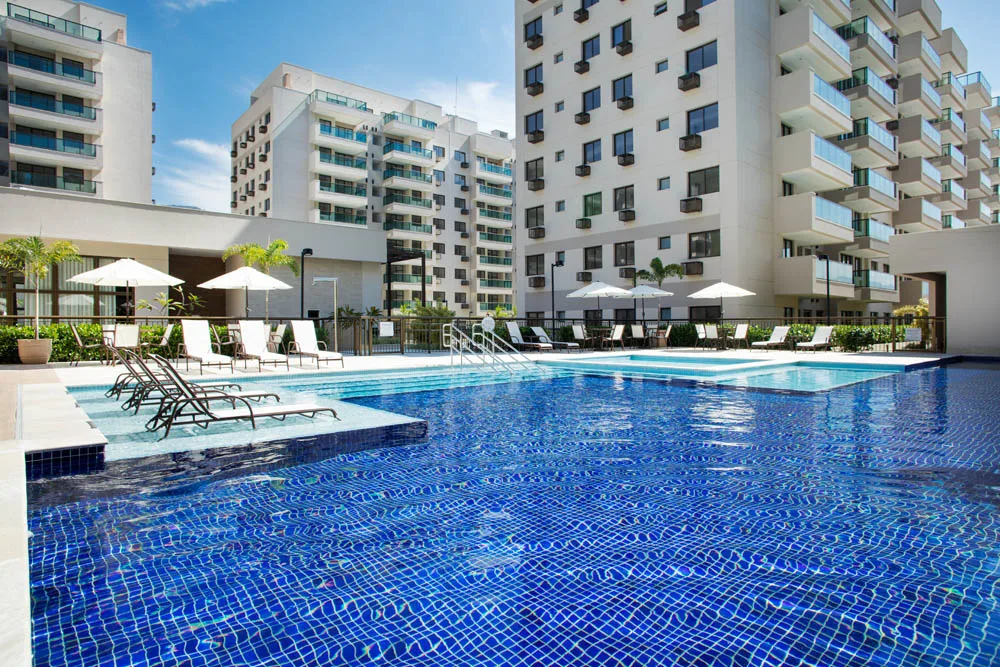 Ocean Pontal Residence — Piscina