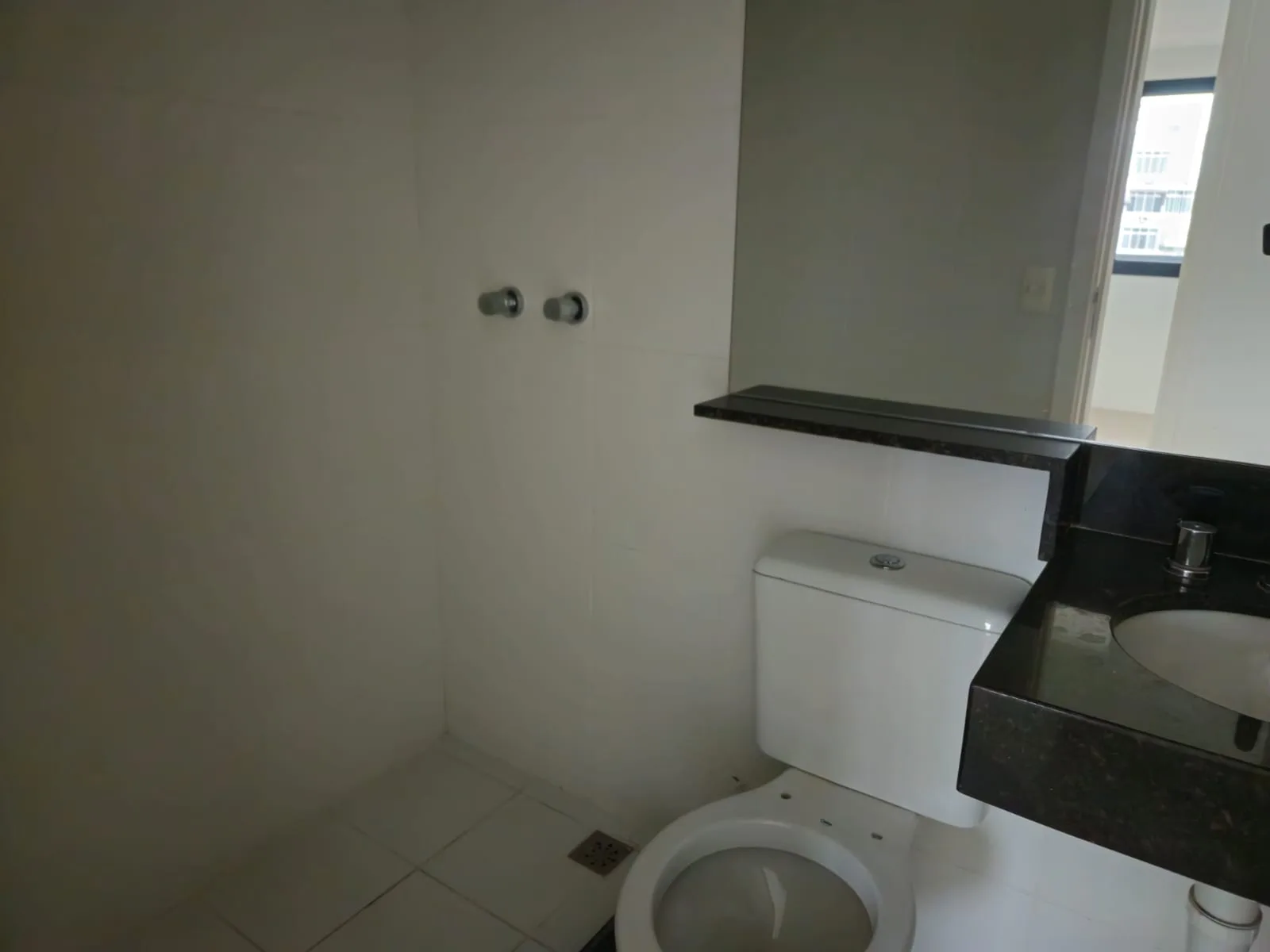 Épico Residencial — Banheiro