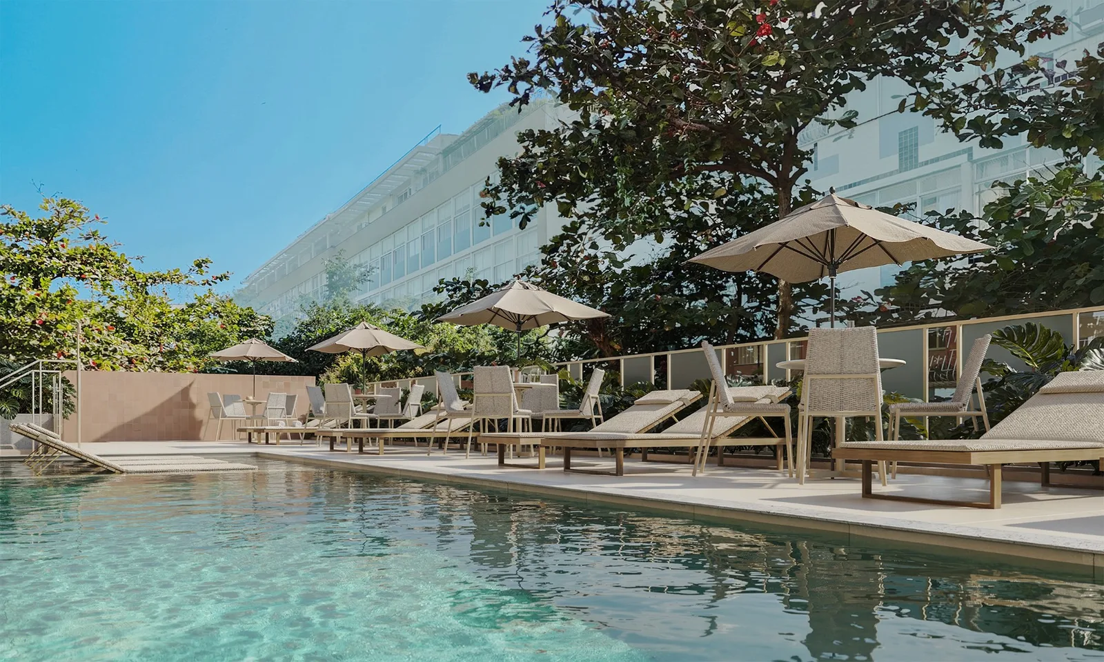 Soul Rio Gago Coutinho — 290 piscina