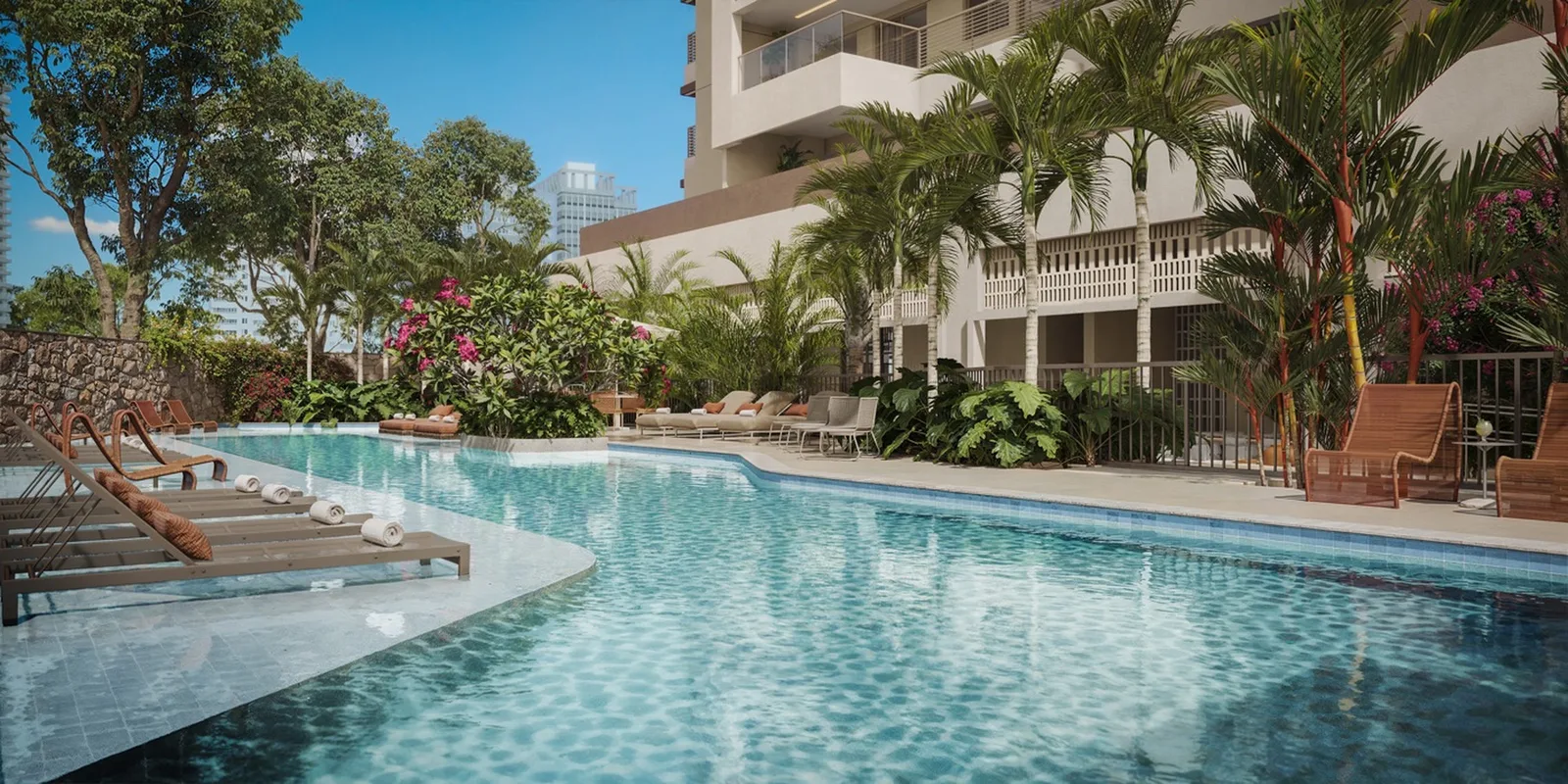 Kronos — 290 piscina