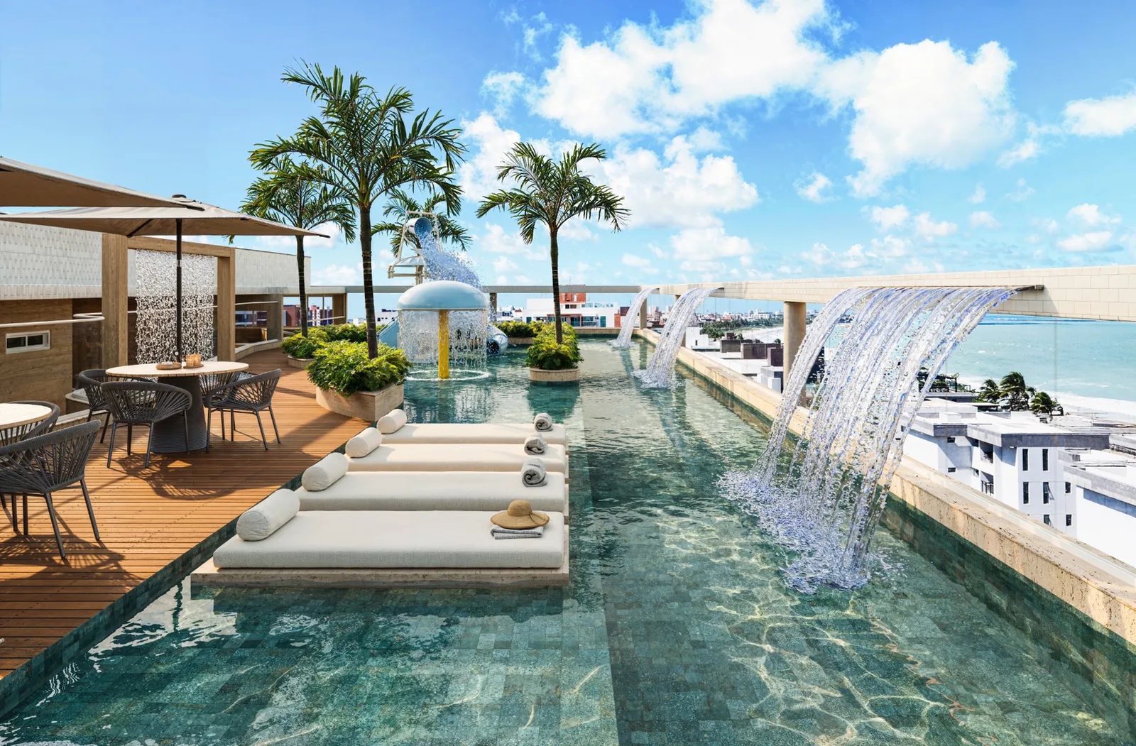Porto Mare Suítes — 286 piscina