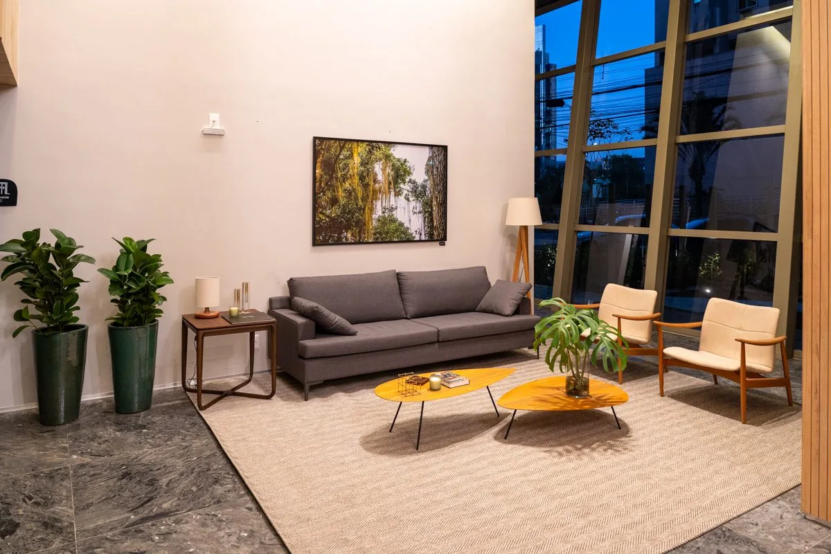 Lobby 4