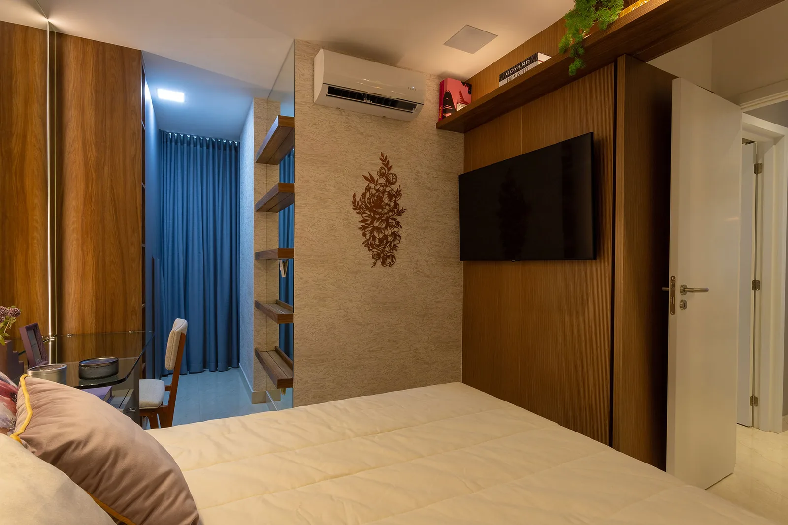 QUARTO