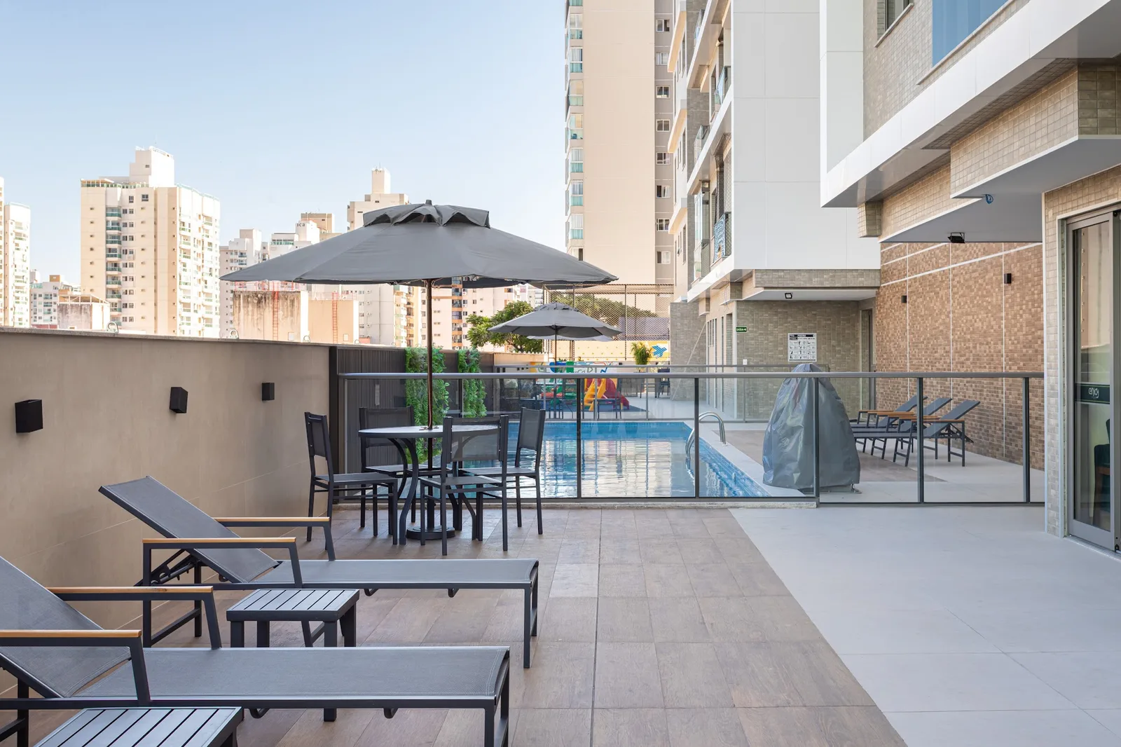 Deck Lounge