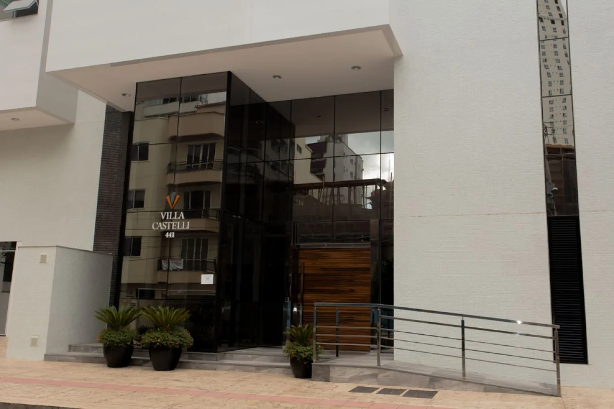 HALL DE ENTRADA EXTERNO