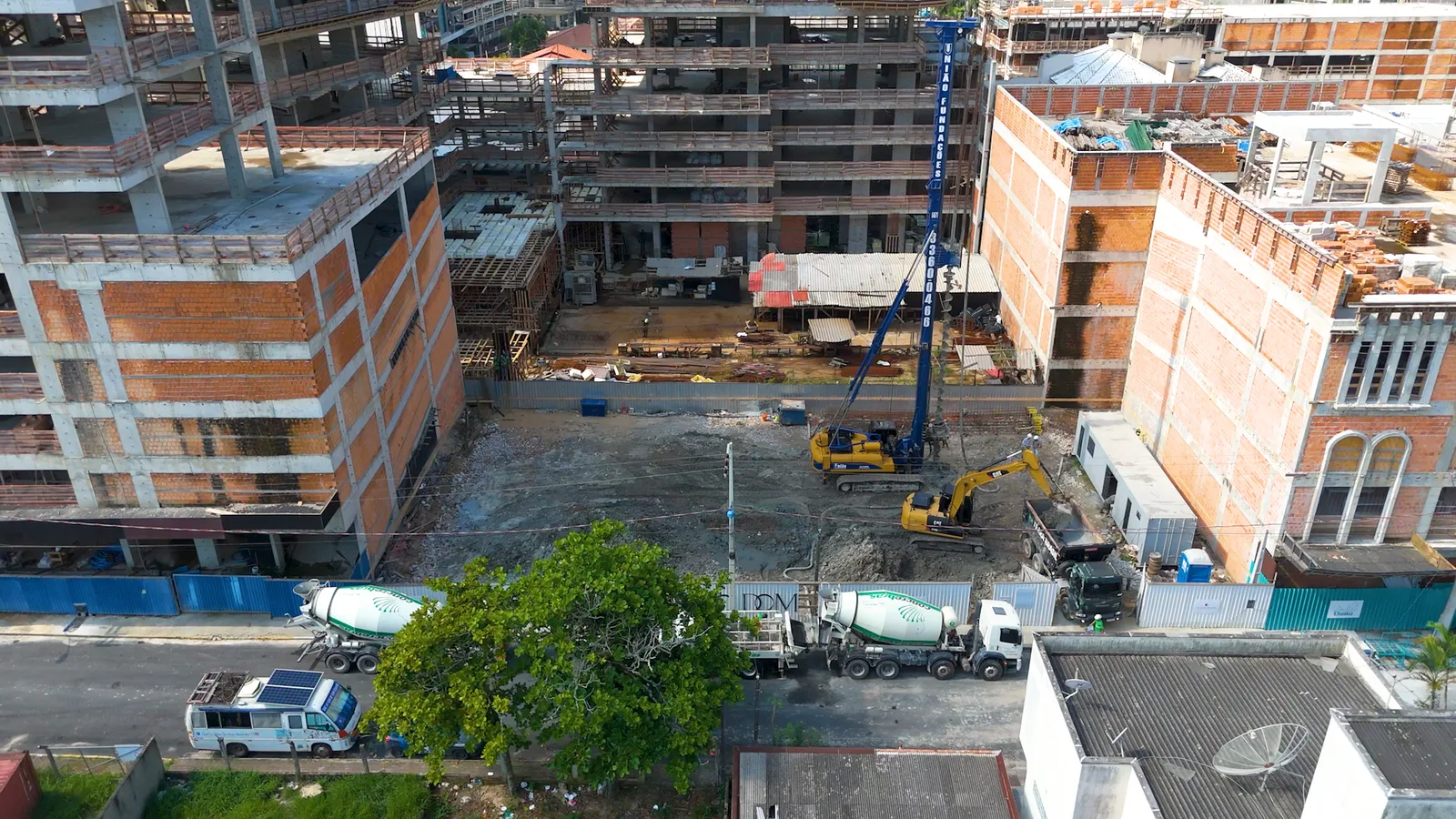 Domo 130 · imagem 105