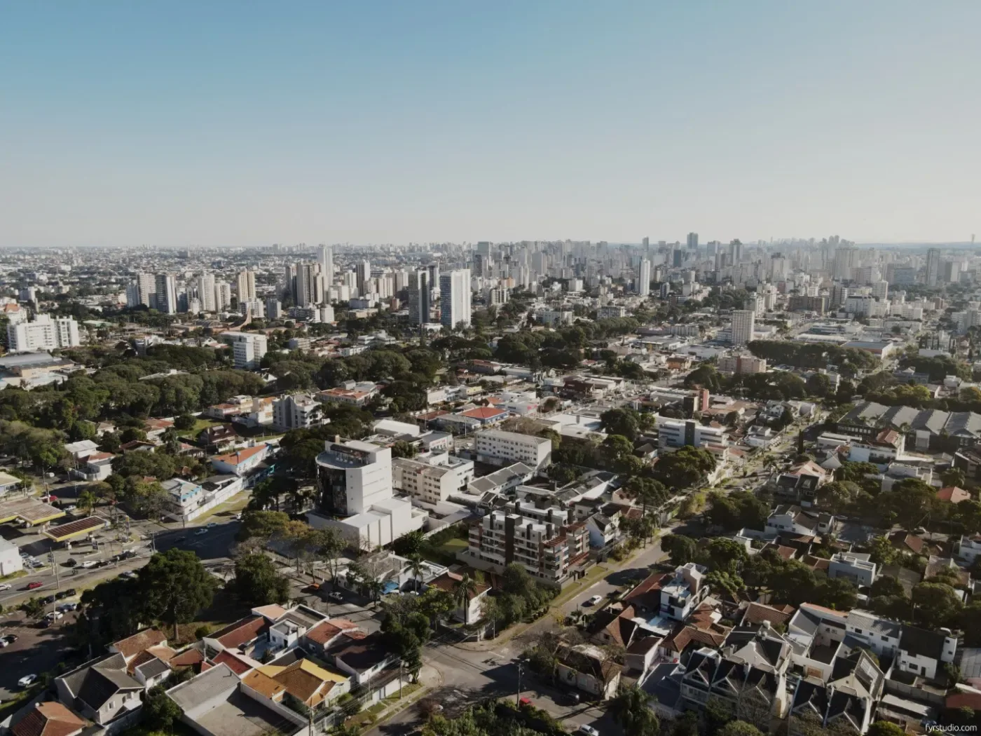Vista aérea do entorno — contexto do empreendimento